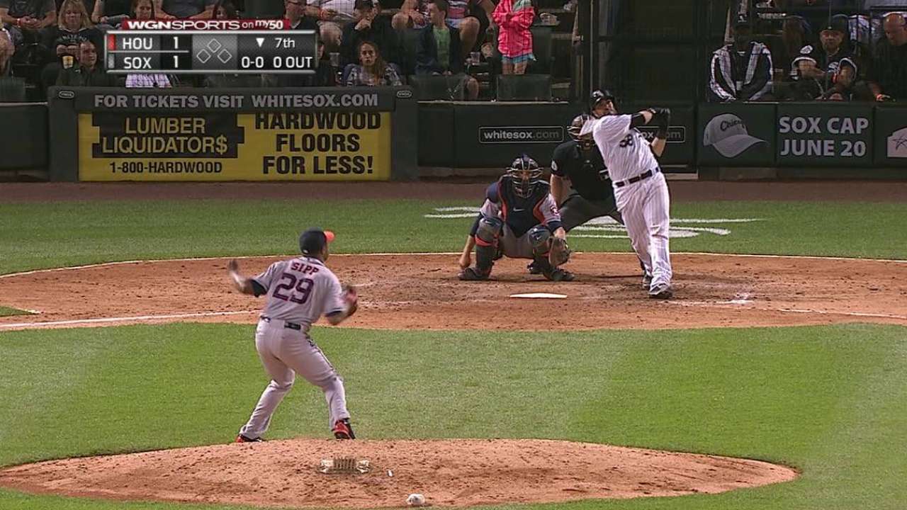 Soto's go-ahead blast