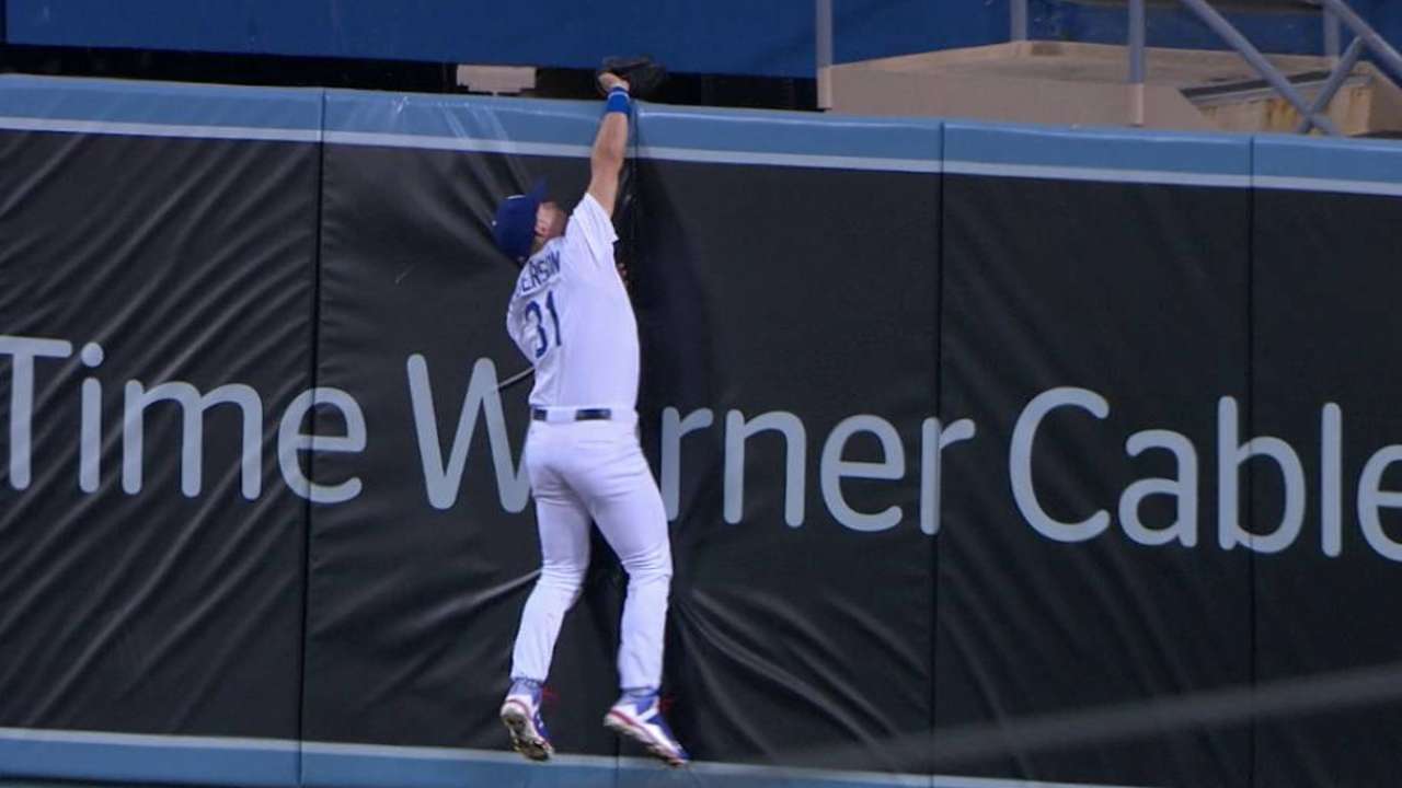 Pederson's terrific catch