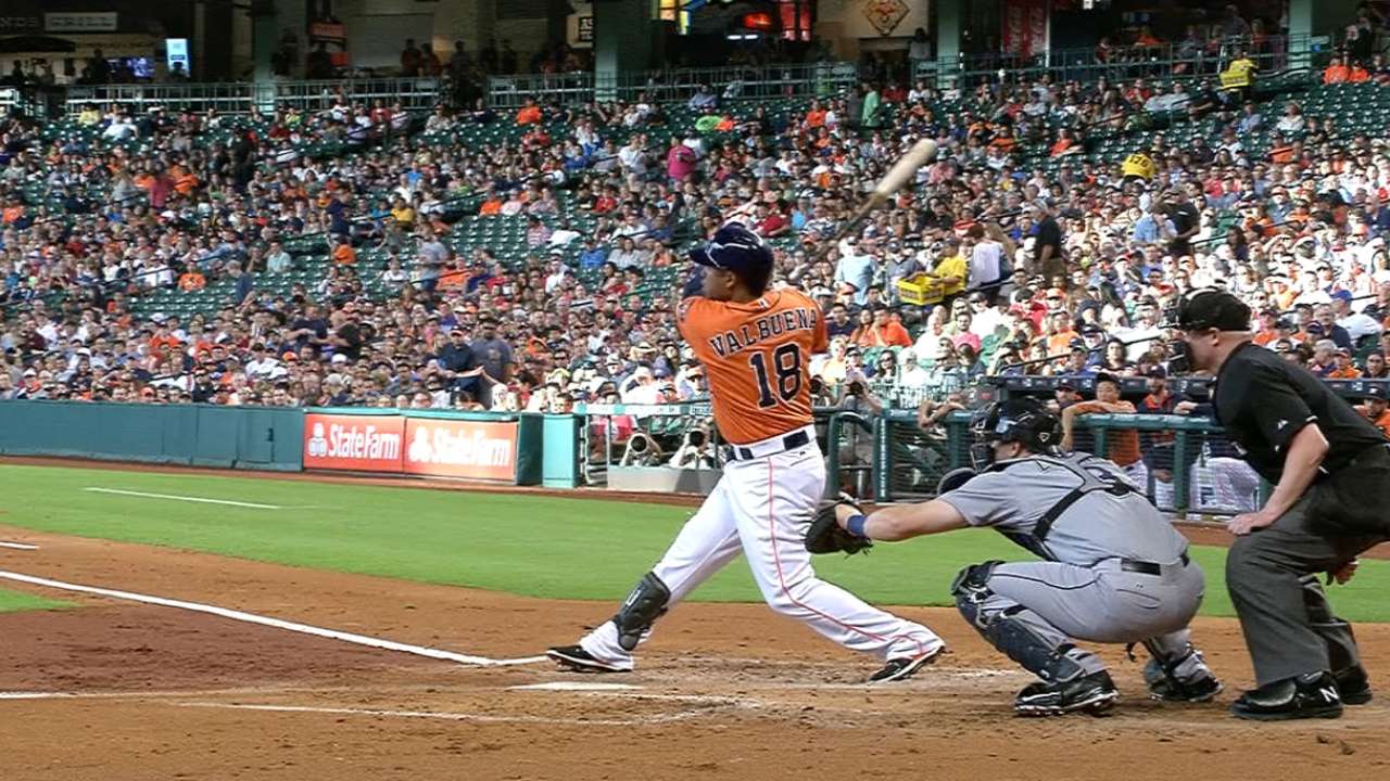 Valbuena's three-run homer