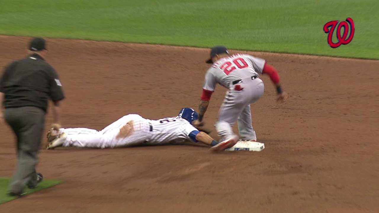 Zimmermann throws out Parra