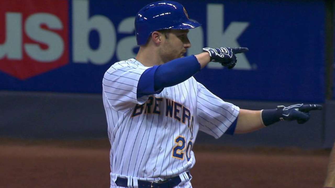 Lucroy's two-run single