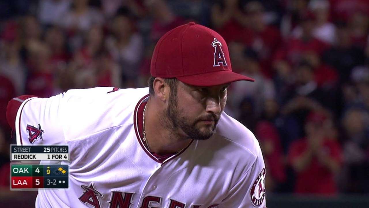 Street earns the save