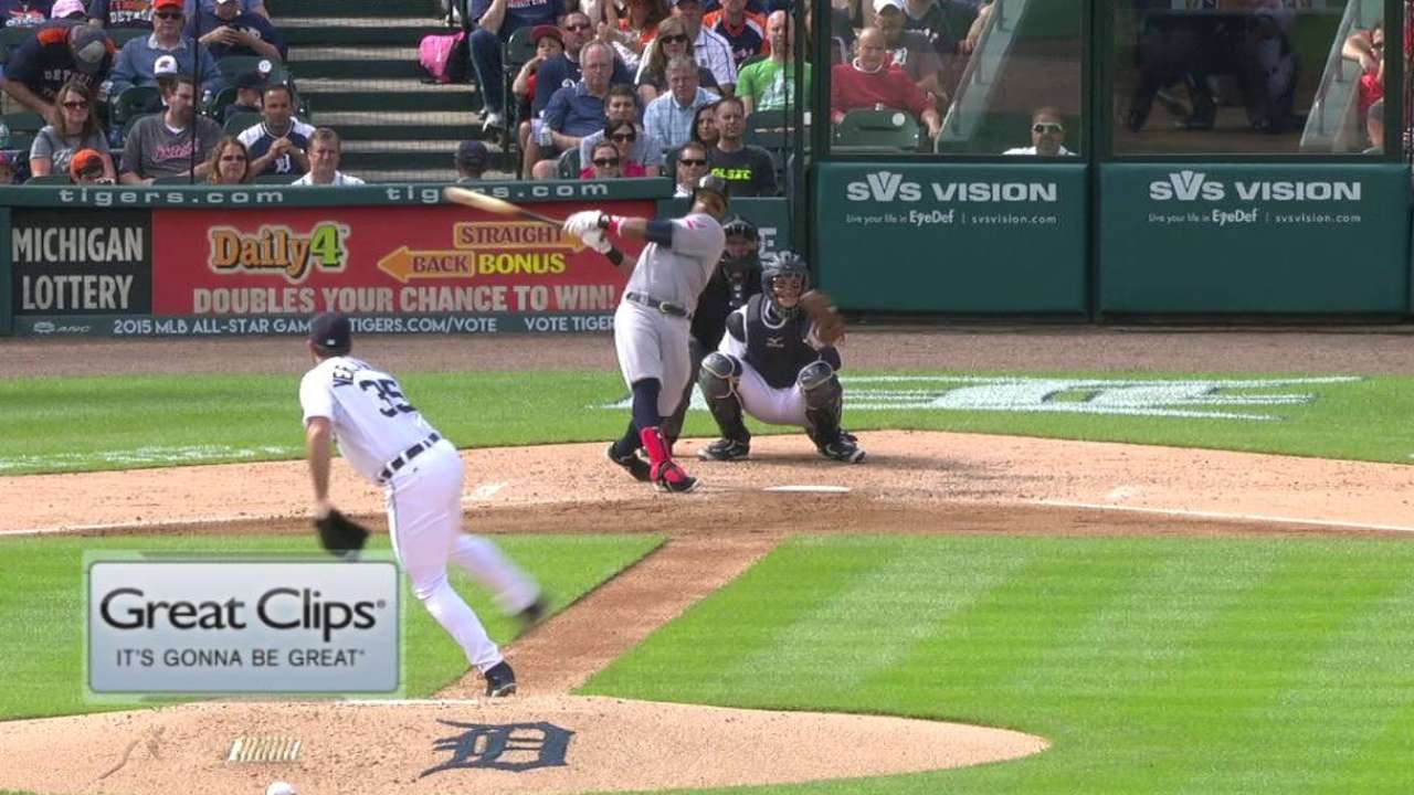 Santana pega HR y los Indios triunfan en Detroit