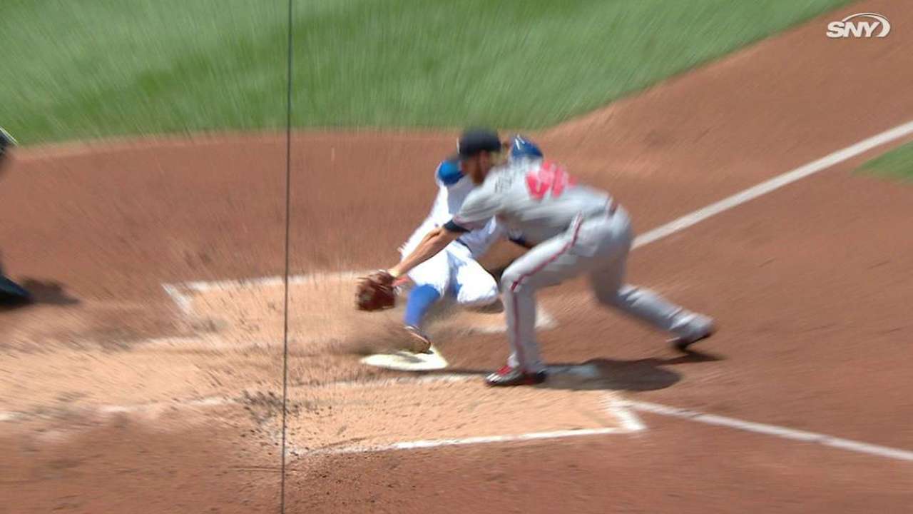 Granderson scores on passed ball