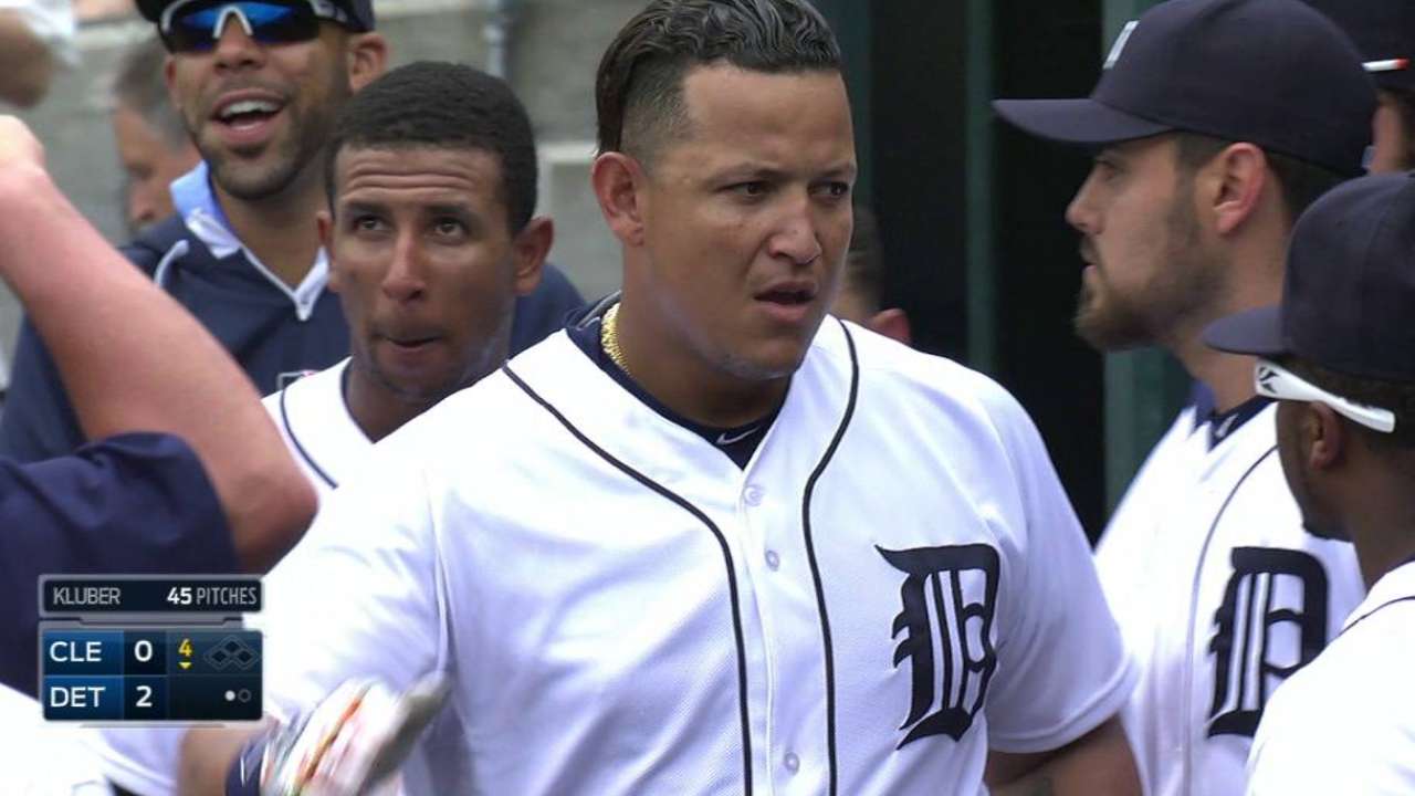 Jonrón de Cabrera impulsó a Tigres sobre Indios