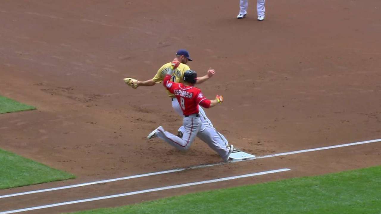 Lind throws out Espinosa