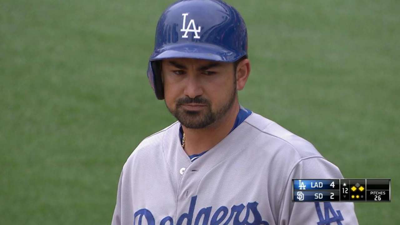 Con hit de Adrián, Dodgers ganaron la serie en S.D.