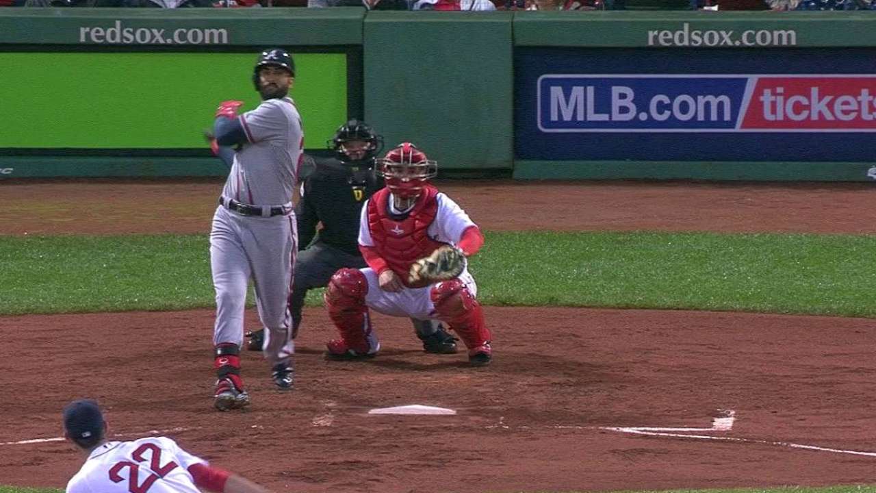 Pérez, Bravos propinan a Boston 7mo revés en fila