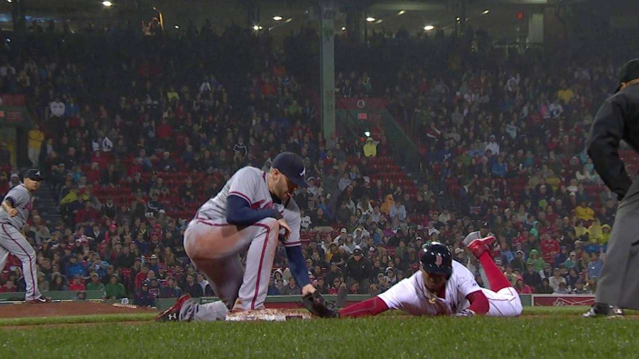 Perez picks off Betts
