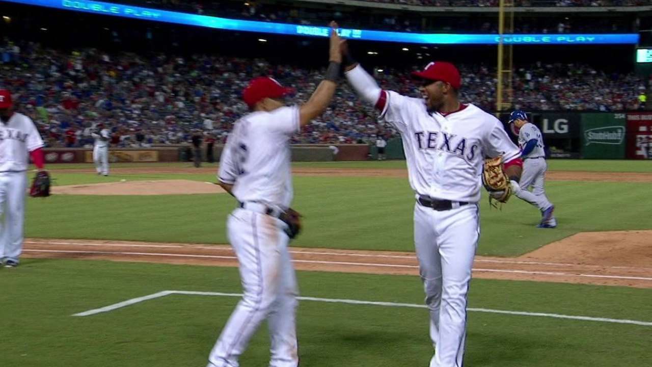 Gallardo escapes jam