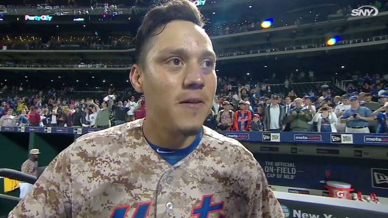 Flores' ice shower