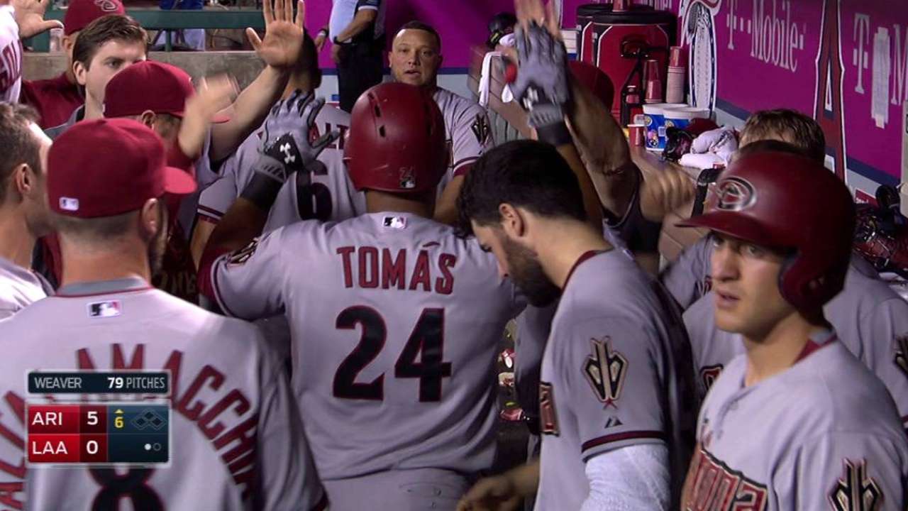 Tomas' solo homer