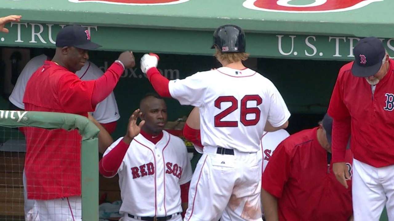 Holt's solo homer