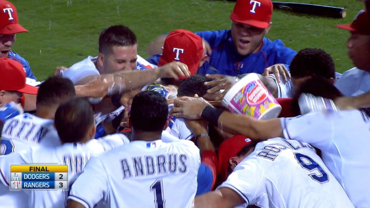 Chirinos' walk-off HR lifts Rangers past L.A.