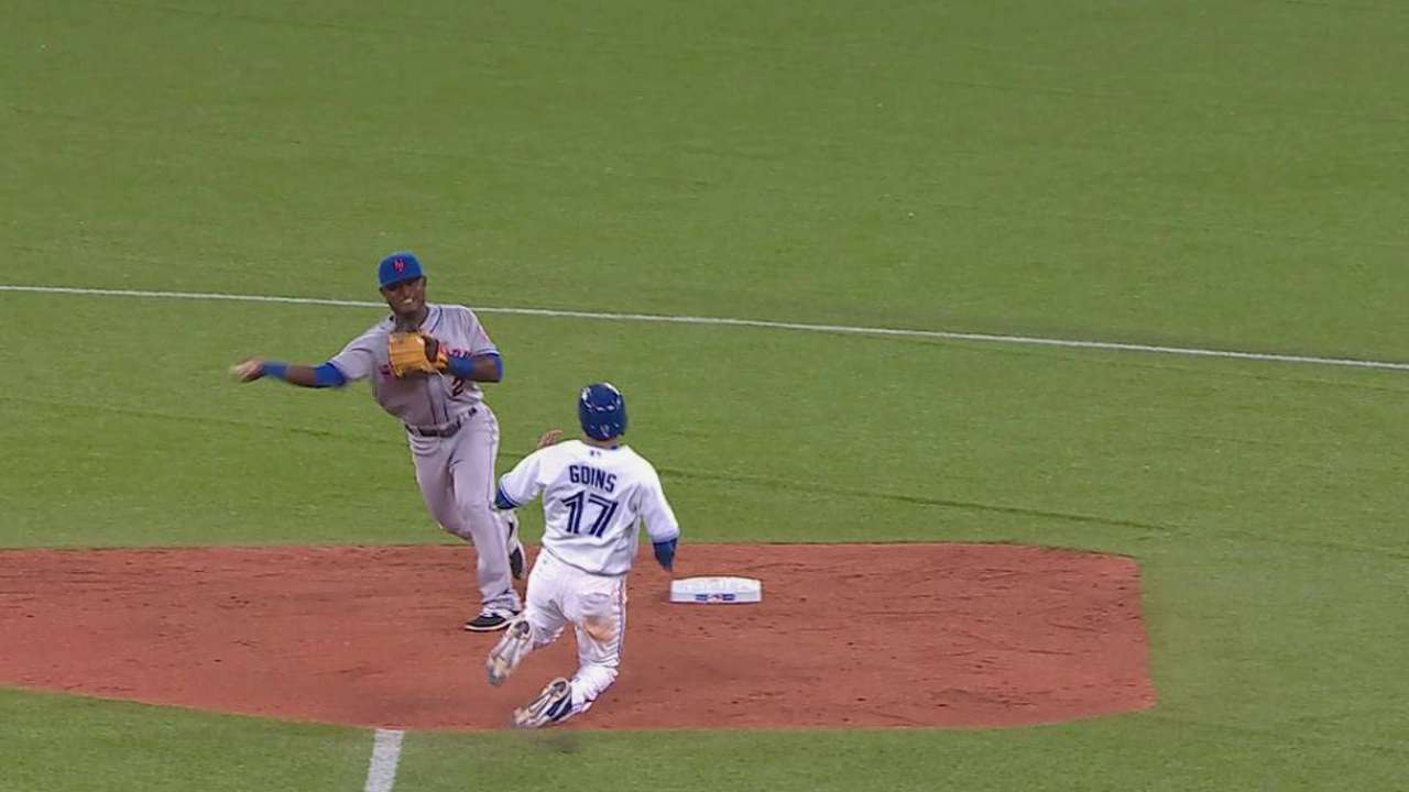 Niese gets double play