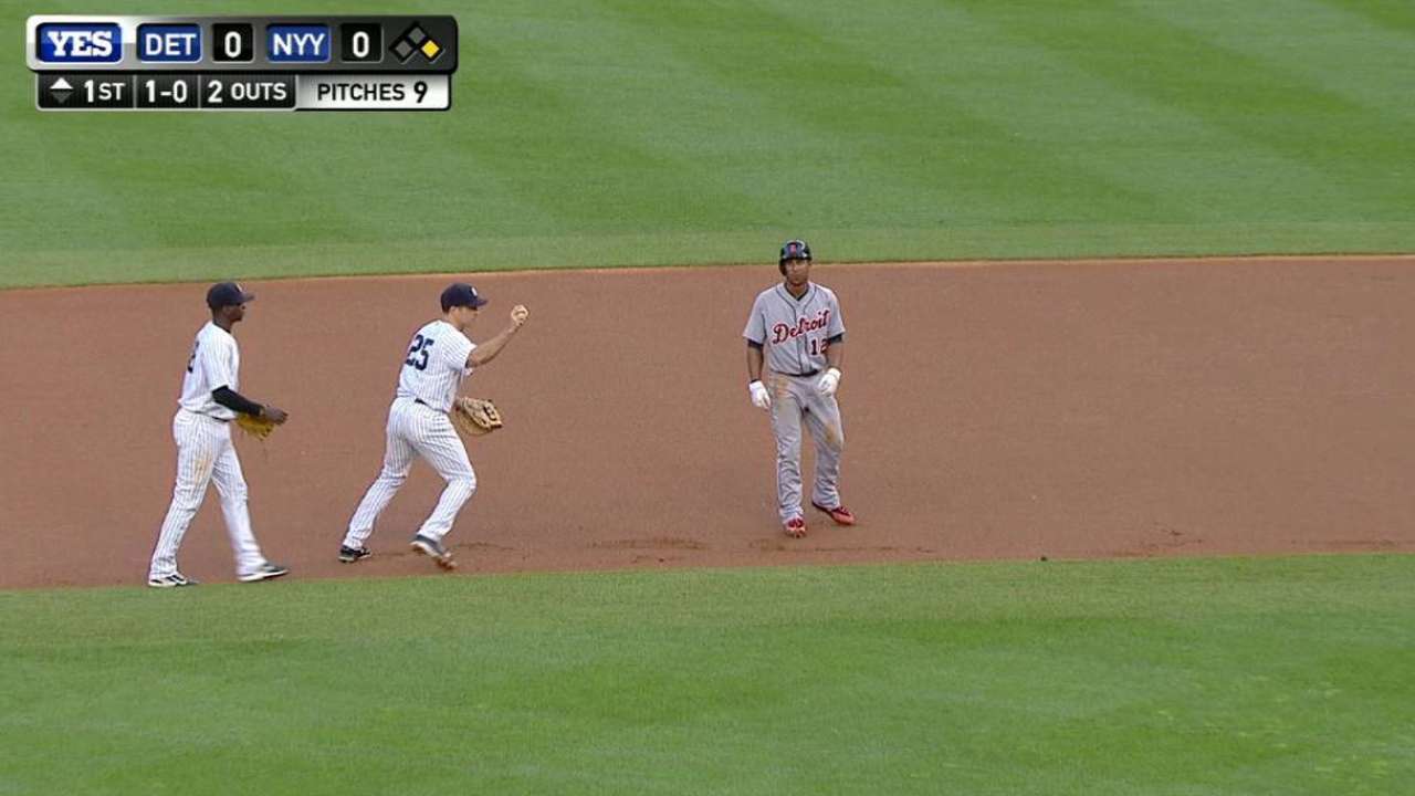 Warren picks off Gose
