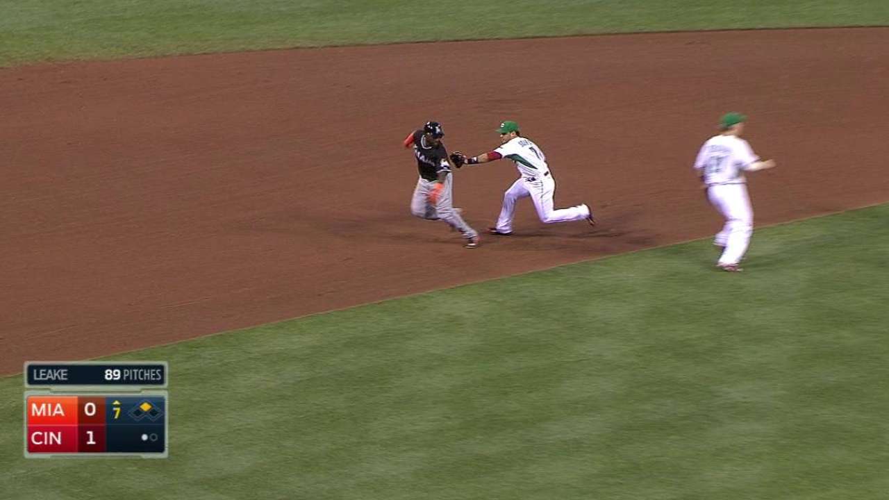 Leake, Phillips nab Ozuna