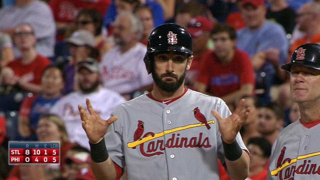 Cardinals quench deep thirst for runs in Philly