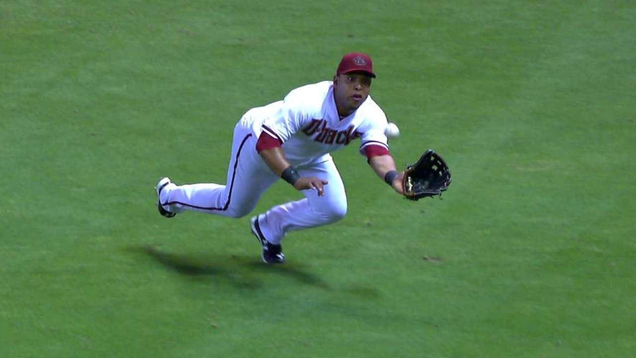 Tomas' diving grab