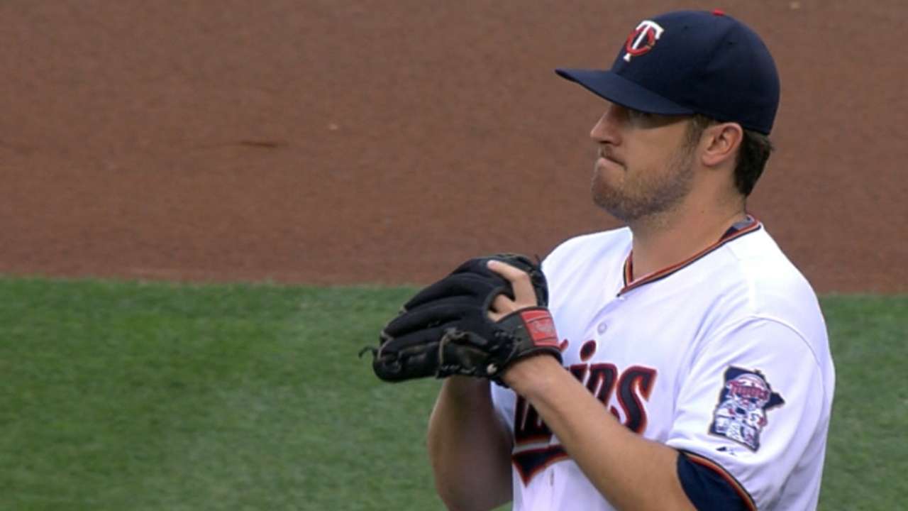 Hughes dominates Cubs as Twins roll