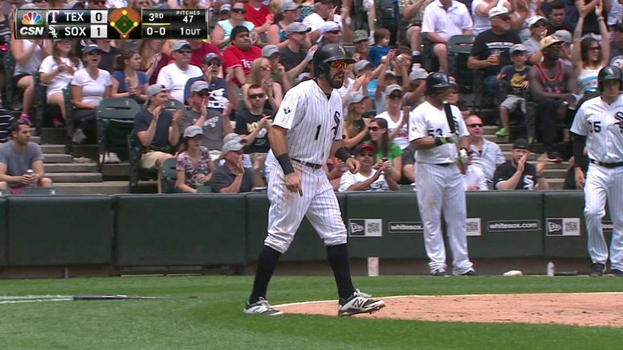 White Sox back Rodon to top Rangers