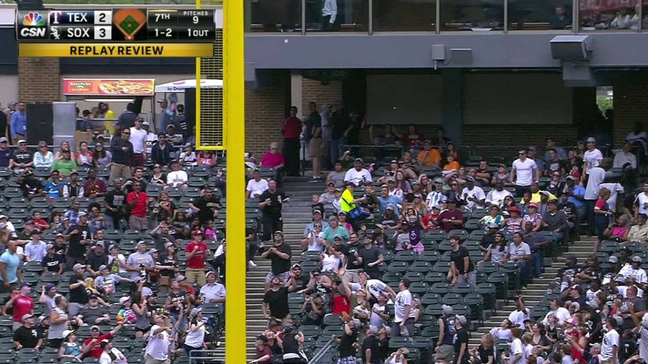 Martin's shot ruled just foul vs. White Sox