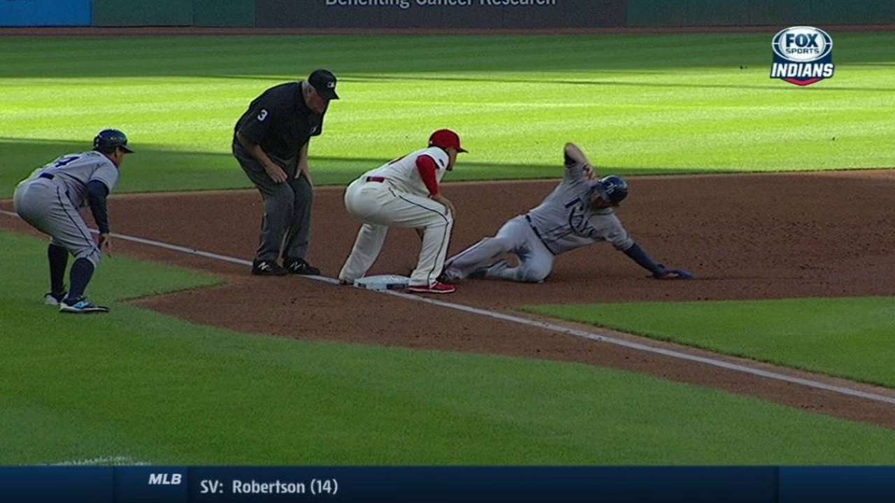 Bourn doubles up DeJesus