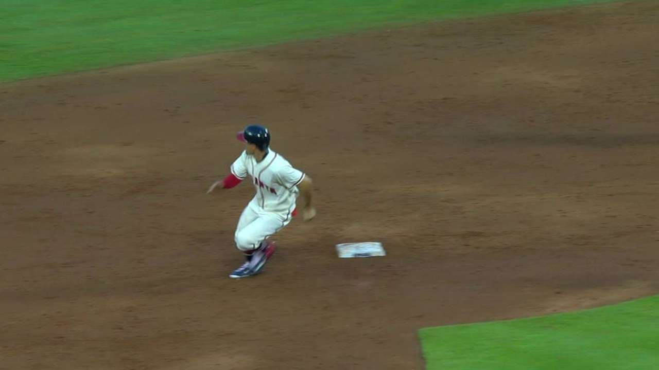 Peterson steals second