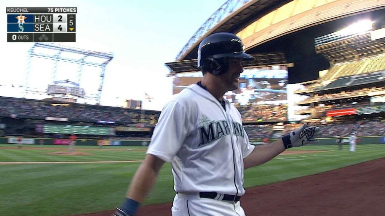 Smith's solo home run
