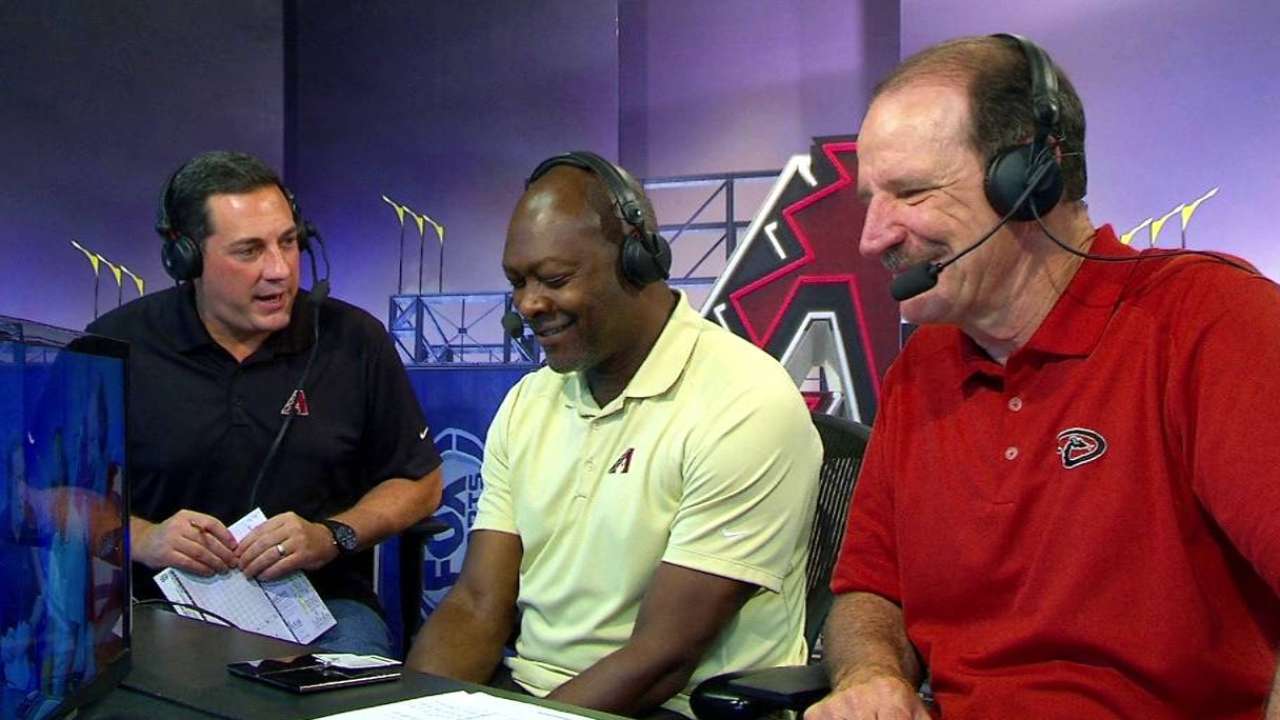 D-backs trade Arroyo, Toussaint to Braves