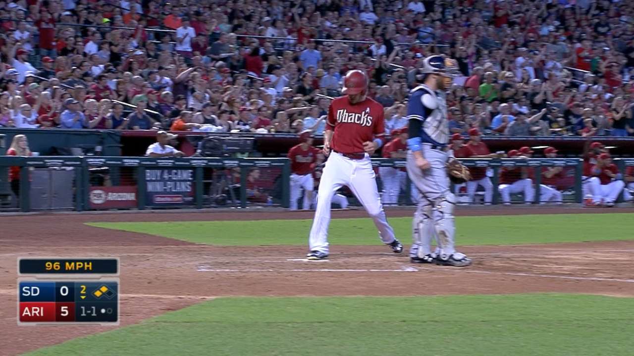 D-backs ride 7-run 2nd to top Padres, take series