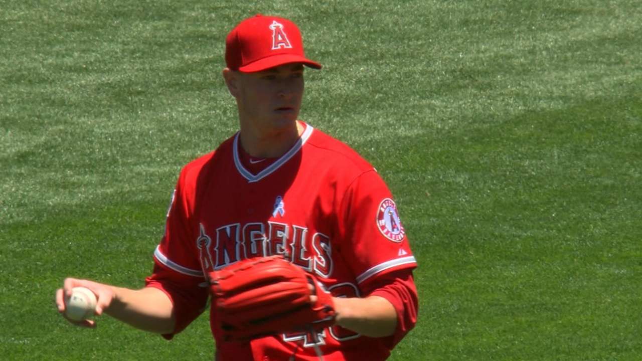 Richards' solid start