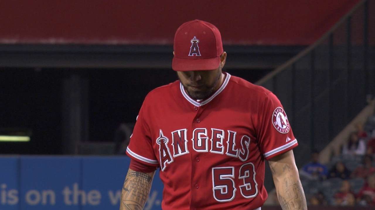 Santiago solid in no-decision