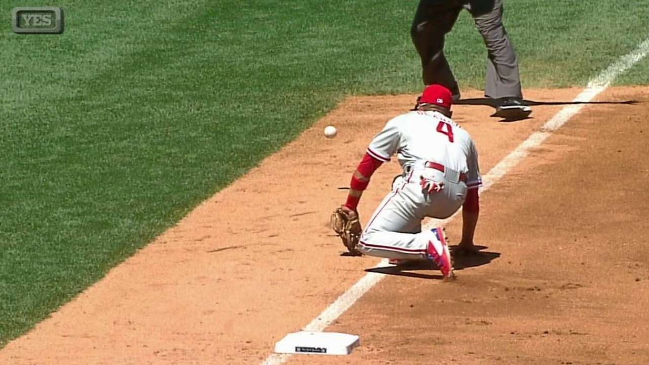 Headley's RBI double