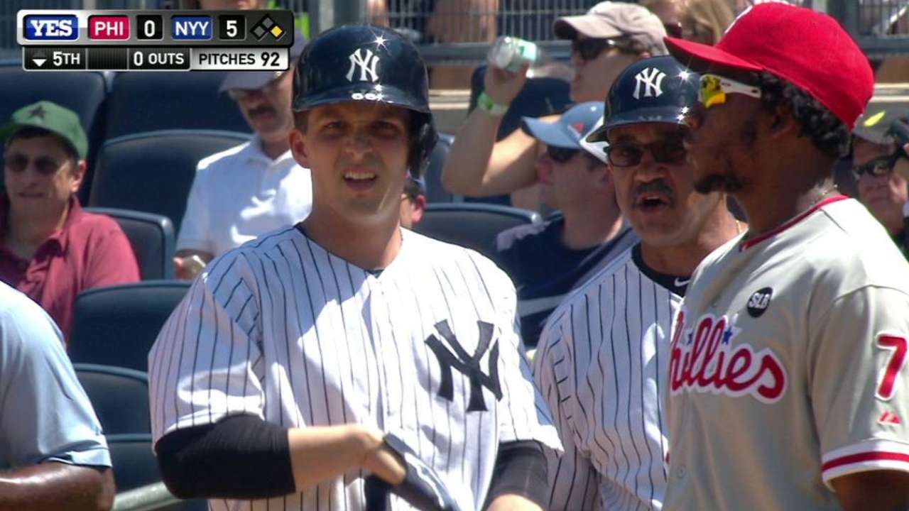 Murphy singles to beat the shift