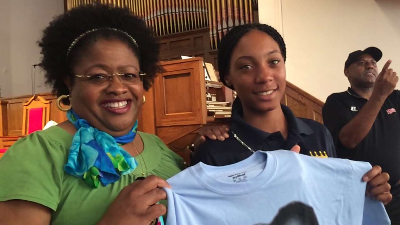 For Mo'ne, birthday part of unforgettable trip