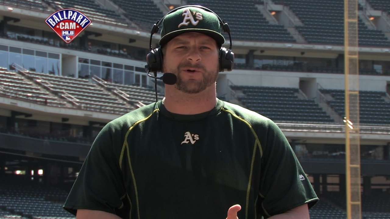 Stephen Vogt joins MLB Central