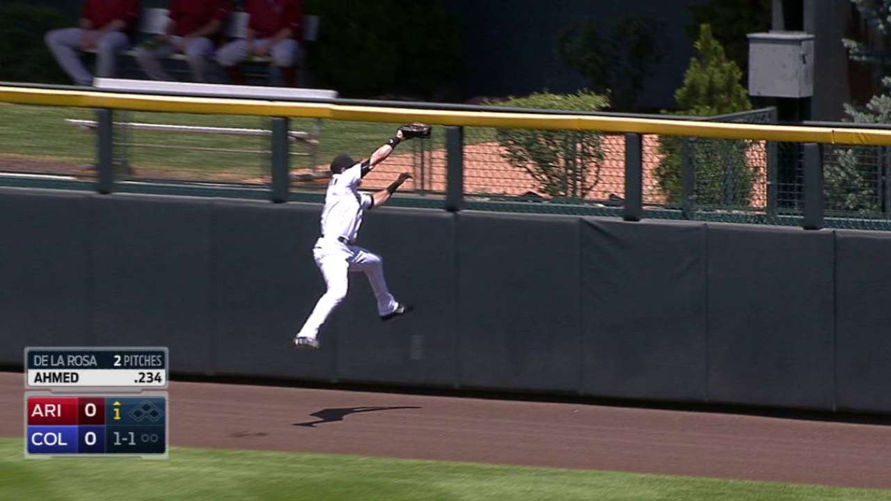 Blackmon's outstanding catch