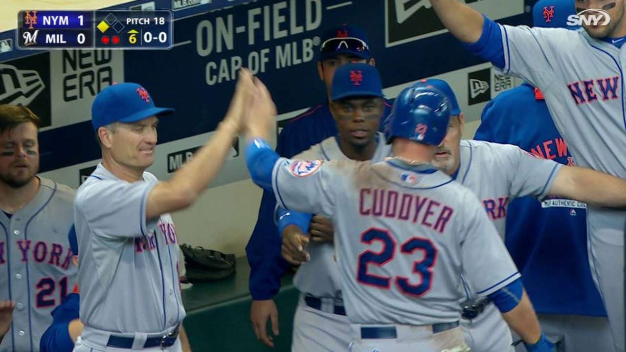 Mets vencen a los Cerveceros con joya de Jacob deGrom