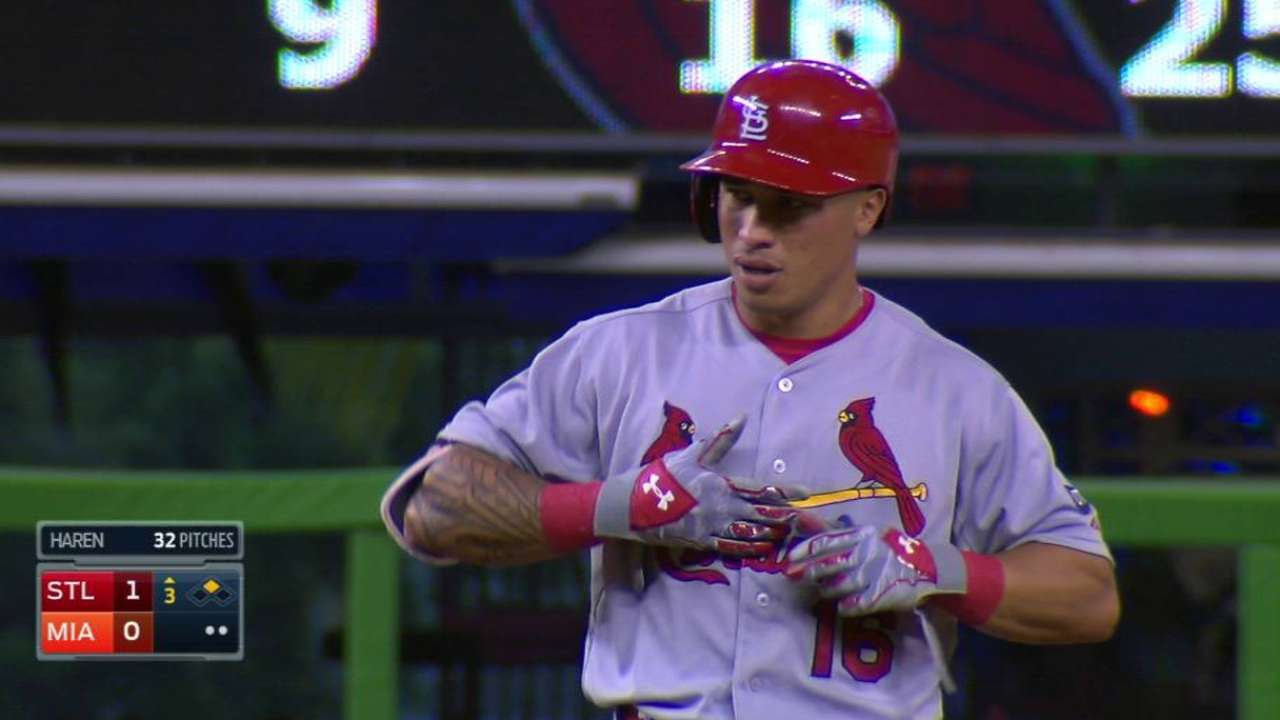 Wong's line-drive RBI double