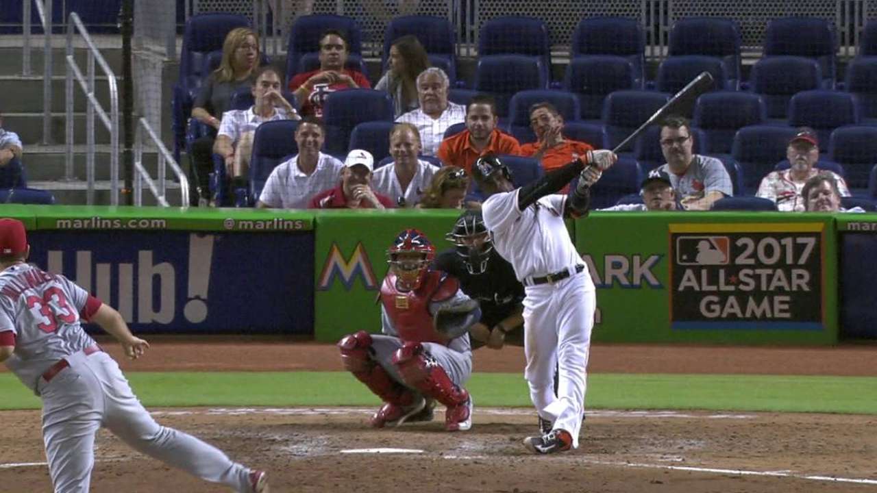 Hechavarria's solo home run