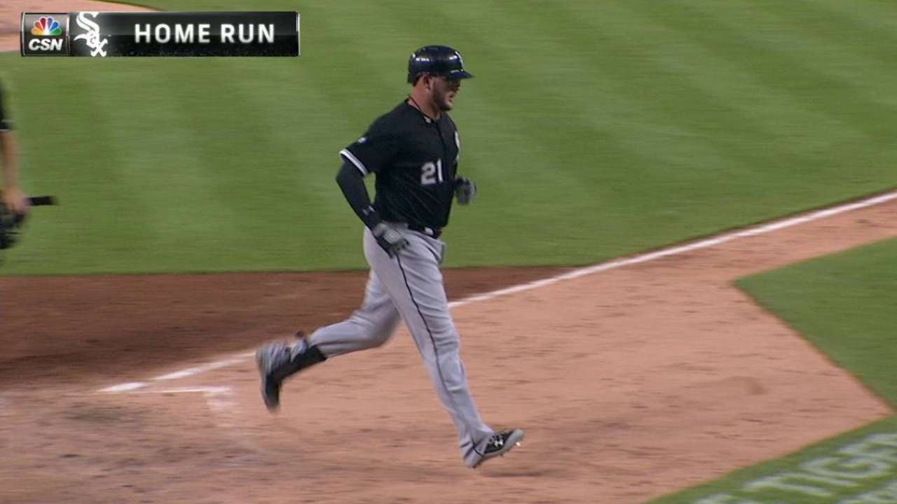 Flowers' solo homer