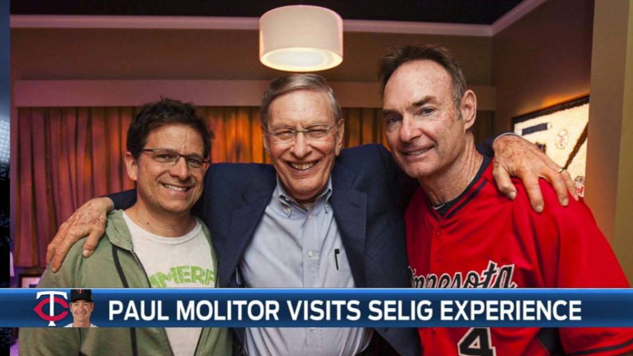 Brewers show tribute to Molitor