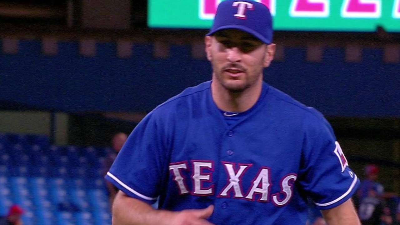 Rosales pitches 8th inning
