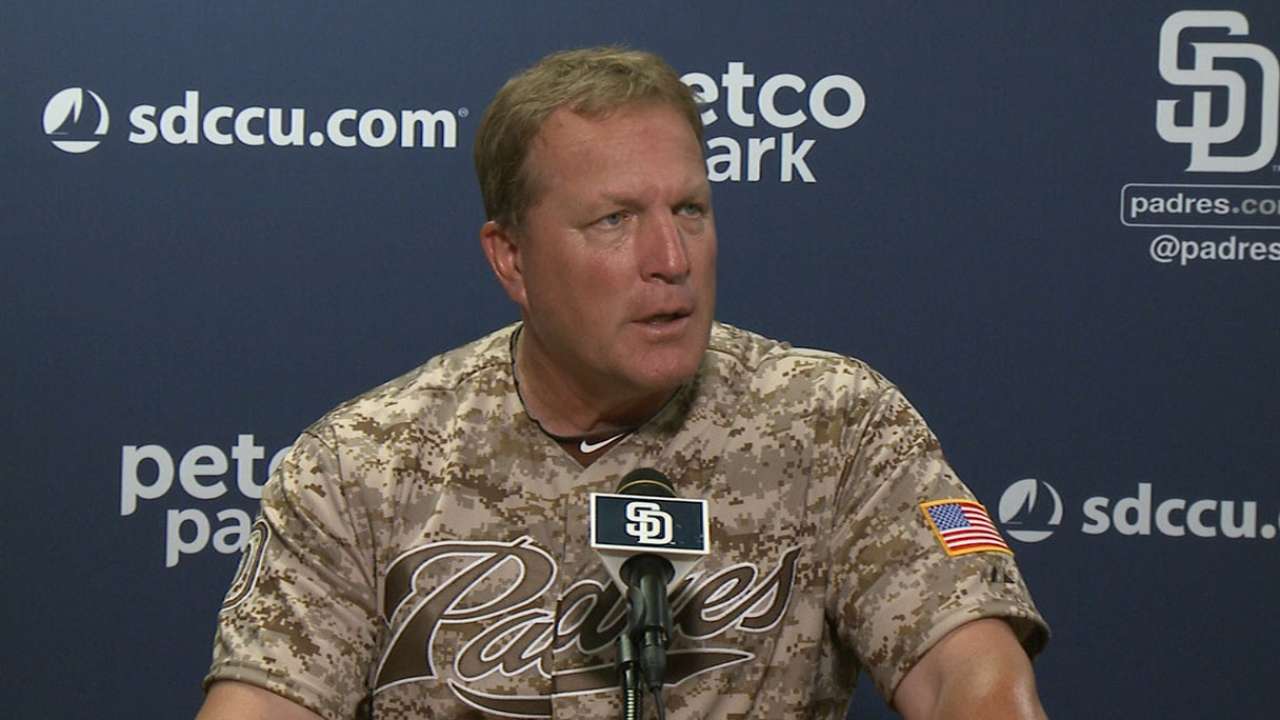 Murphy learning on the fly at helm of Padres