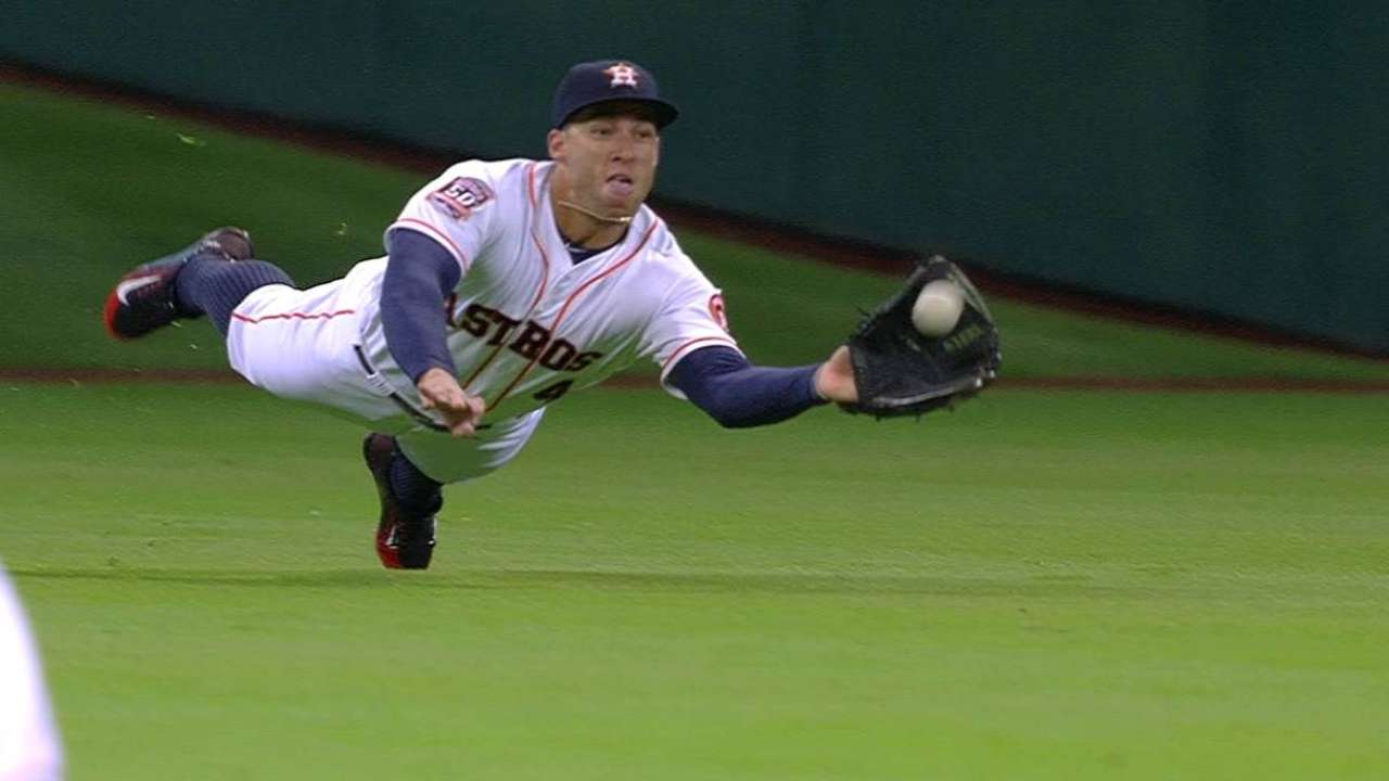 Springer stuns with stellar diving grab