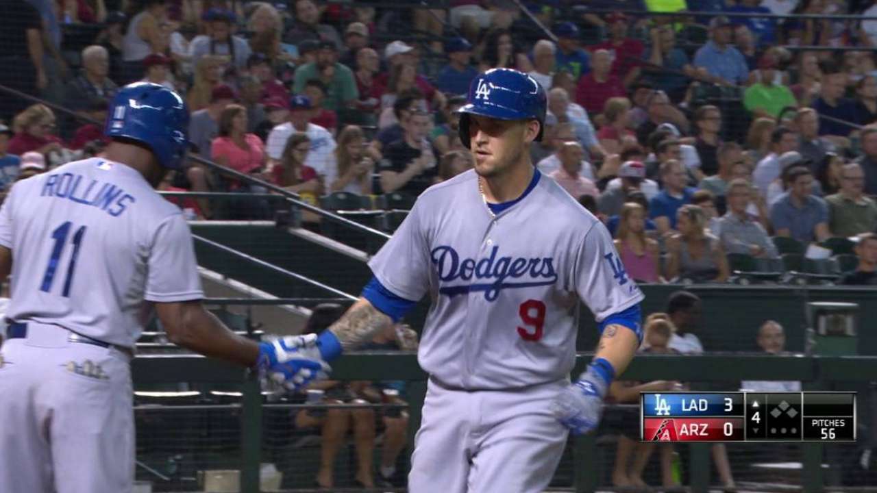 Grandal's solo homer