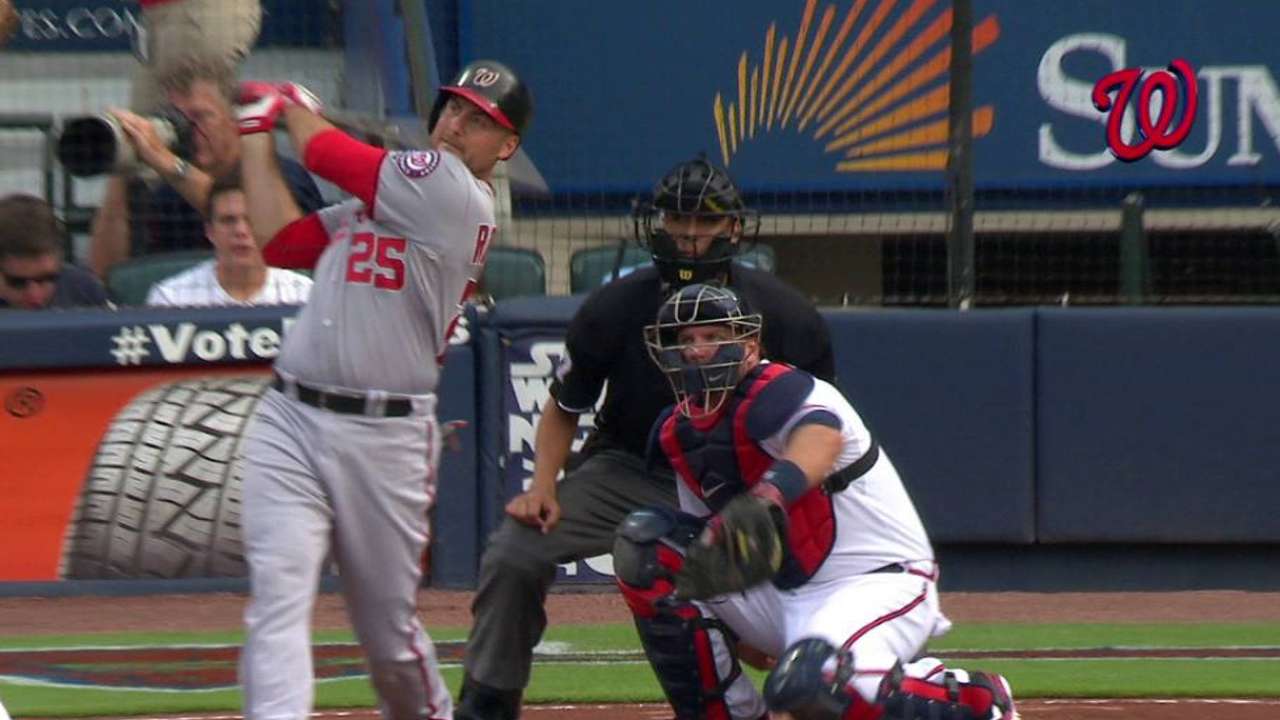 Robinson's two-run homer