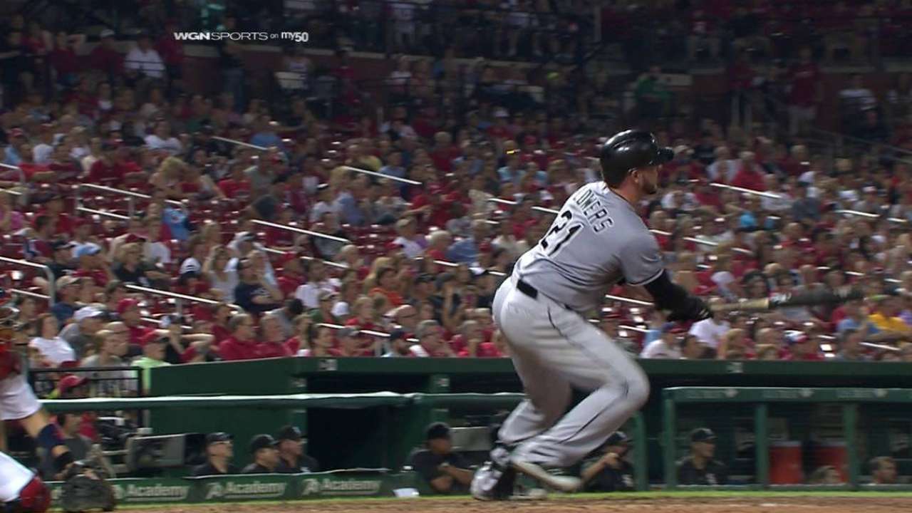 Flowers' late go-ahead homer