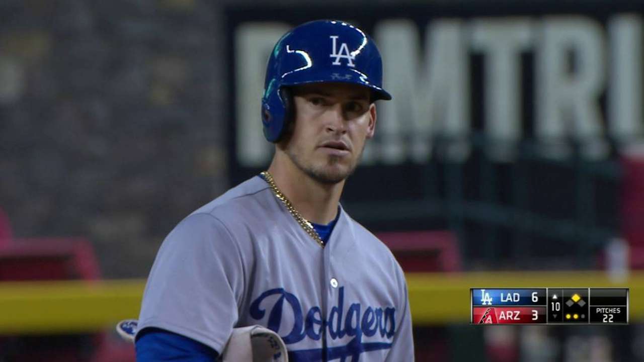 Grandal's two-run double